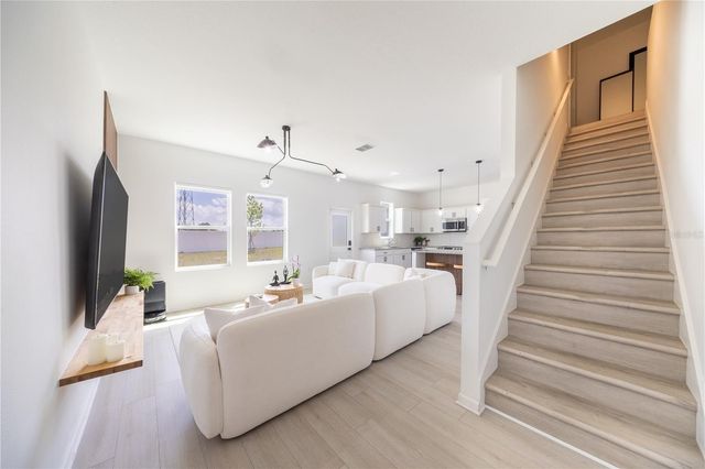 8688 SPORTSMAN LOOP, Groveland, FL 34736