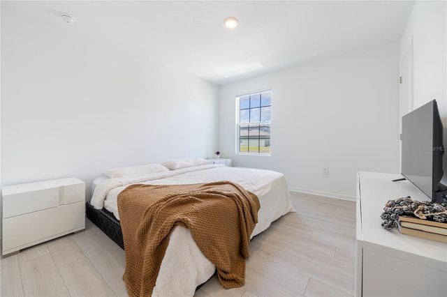 8688 SPORTSMAN LOOP, Groveland, FL 34736