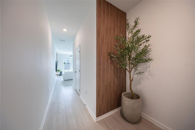 8688 SPORTSMAN LOOP, Groveland, FL 34736