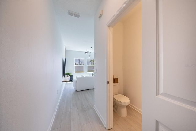 8688 SPORTSMAN LOOP, Groveland, FL 34736