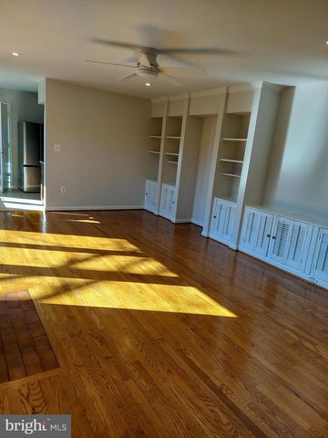 388 BOWLING GREEN RD, Front Royal, VA 22630