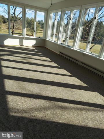 388 BOWLING GREEN RD, Front Royal, VA 22630