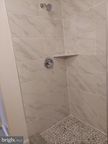 388 BOWLING GREEN RD, Front Royal, VA 22630