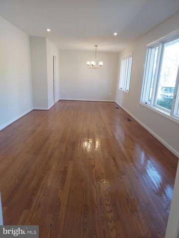 388 BOWLING GREEN RD, Front Royal, VA 22630