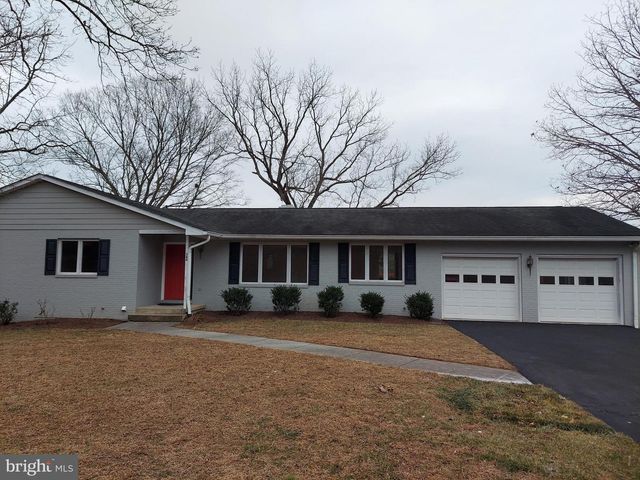 388 BOWLING GREEN RD, Front Royal, VA 22630