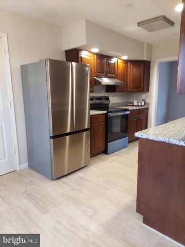 388 BOWLING GREEN RD, Front Royal, VA 22630