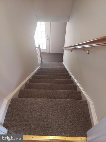 388 BOWLING GREEN RD, Front Royal, VA 22630