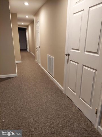 388 BOWLING GREEN RD, Front Royal, VA 22630