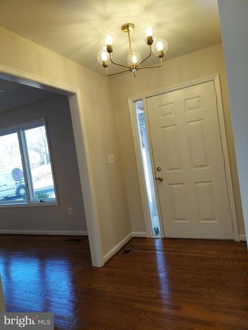 388 BOWLING GREEN RD, Front Royal, VA 22630