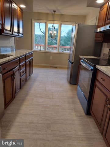 388 BOWLING GREEN RD, Front Royal, VA 22630