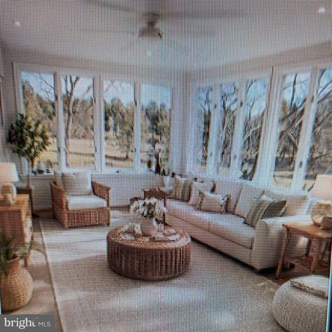 388 BOWLING GREEN RD, Front Royal, VA 22630