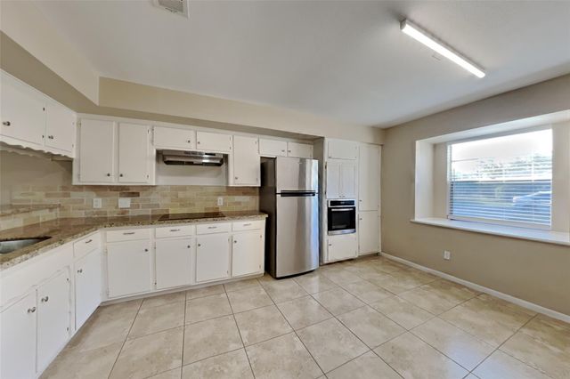 3202 Vandyke Drive, Spring, TX 77388