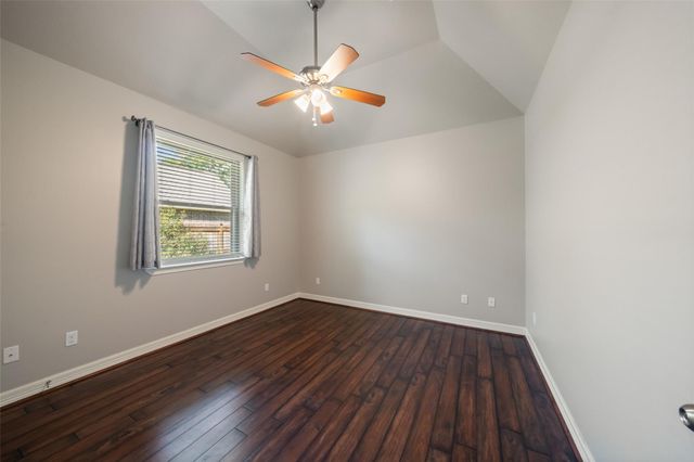 1019 Monarch Oak Drive, Magnolia, TX 77354