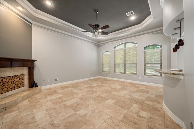 1019 Monarch Oak Drive, Magnolia, TX 77354