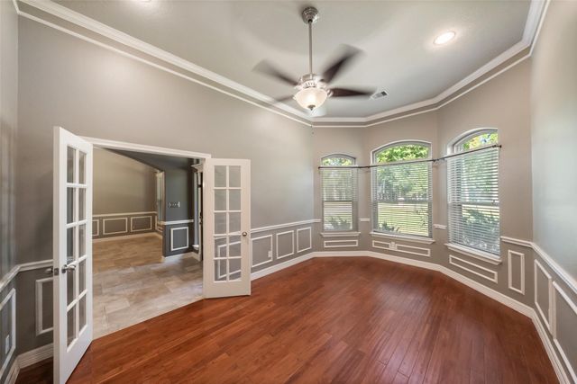 1019 Monarch Oak Drive, Magnolia, TX 77354