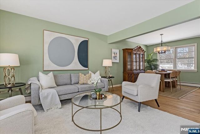 30 Andover Place, Bloomfield, NJ 07003