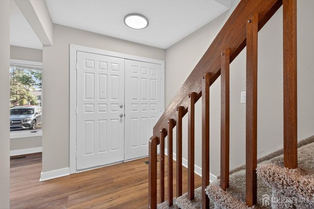 172 Nathan Drive, North Brunswick, NJ 08902