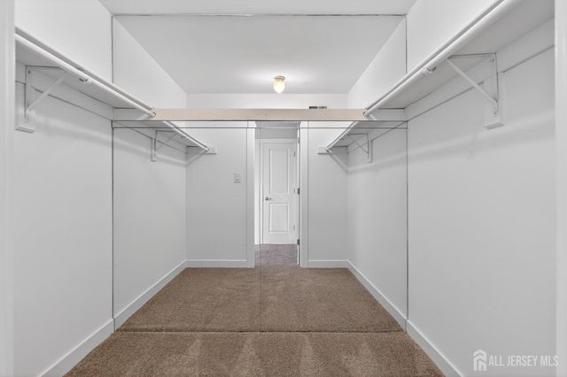 172 Nathan Drive, North Brunswick, NJ 08902