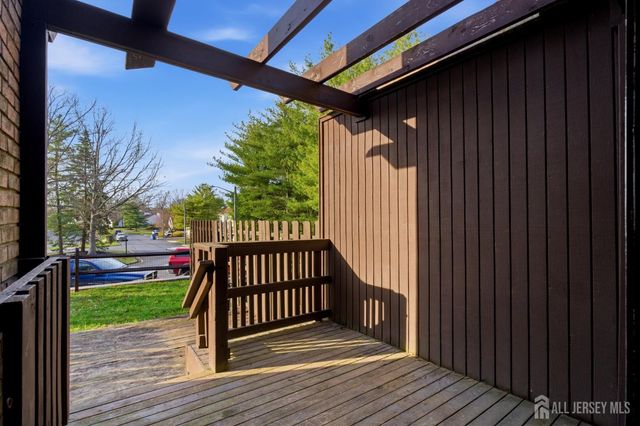 172 Nathan Drive, North Brunswick, NJ 08902