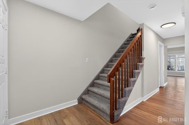 172 Nathan Drive, North Brunswick, NJ 08902