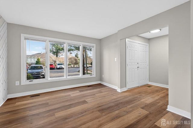 172 Nathan Drive, North Brunswick, NJ 08902