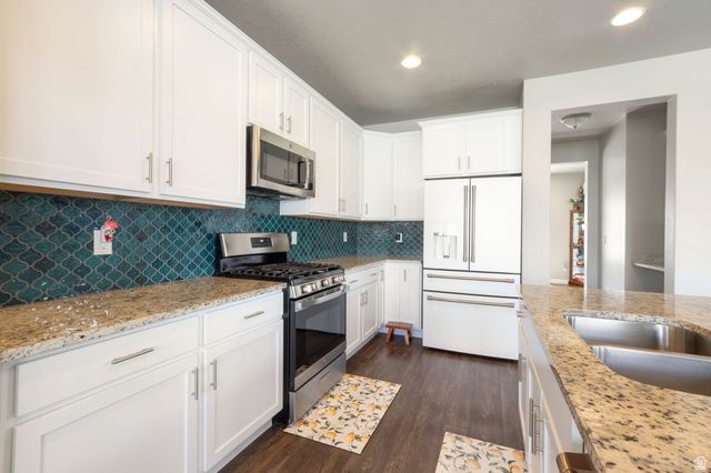 2949 S GRAHAM PEAK DR, Magna, UT 84044