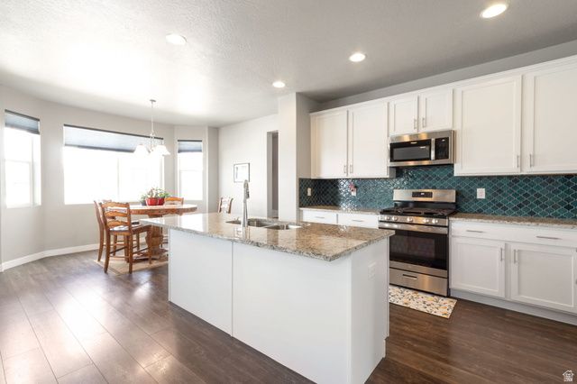 2949 S GRAHAM PEAK DR, Magna, UT 84044