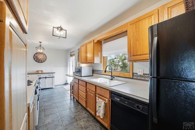 2107 Carson Ave, La Junta, CO 81050