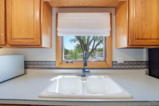2107 Carson Ave, La Junta, CO 81050