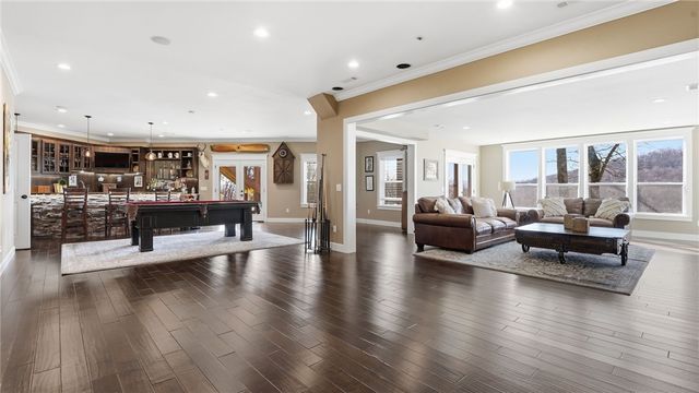 2413 N Autumn View Drive, Fayetteville, AR 72701