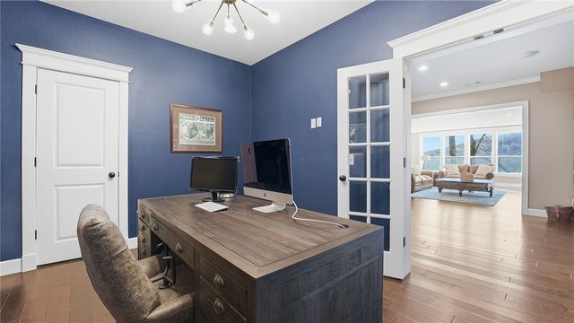 2413 N Autumn View Drive, Fayetteville, AR 72701