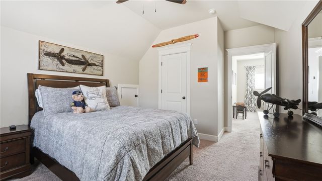 2413 N Autumn View Drive, Fayetteville, AR 72701