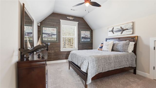 2413 N Autumn View Drive, Fayetteville, AR 72701