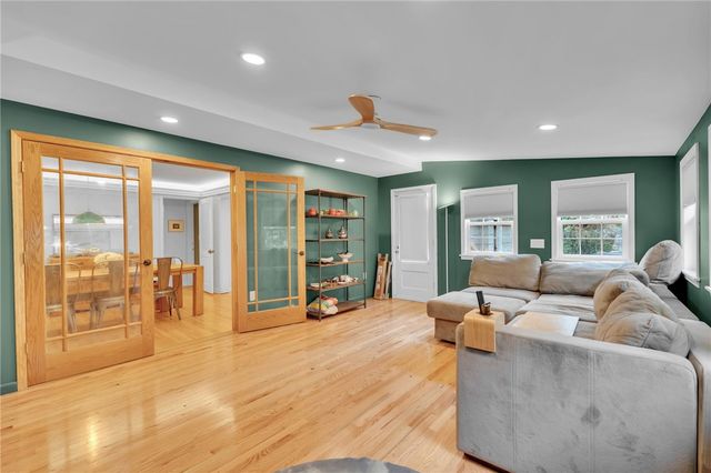 114 Burbank Drive, Amherst, NY 14226