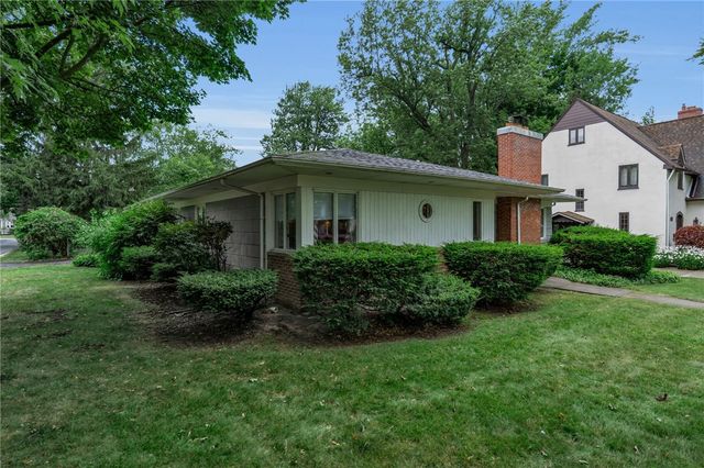 114 Burbank Drive, Amherst, NY 14226