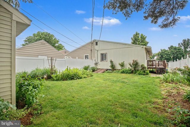 541 GOLDEN ST, Lititz, PA 17543