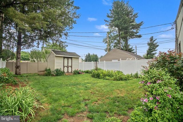 541 GOLDEN ST, Lititz, PA 17543