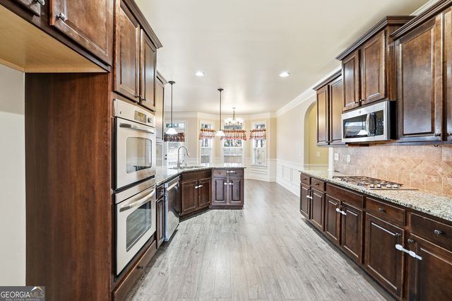 6224 Brookridge Drive, Flowery Branch, GA 30542