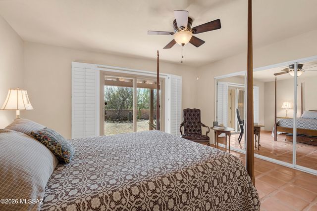 5800 E Cochise Trail, Tucson, AZ 85750