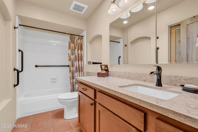 5800 E Cochise Trail, Tucson, AZ 85750