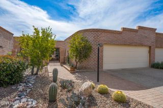 5800 E Cochise Trail, Tucson, AZ 85750
