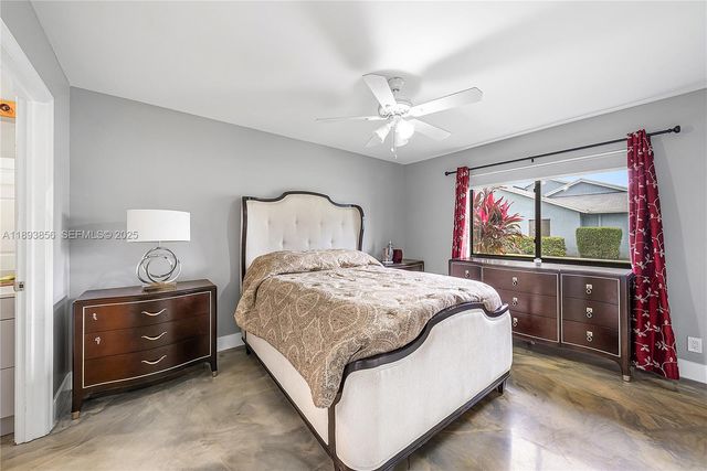 3875 Island Club W, Lantana, FL 33462