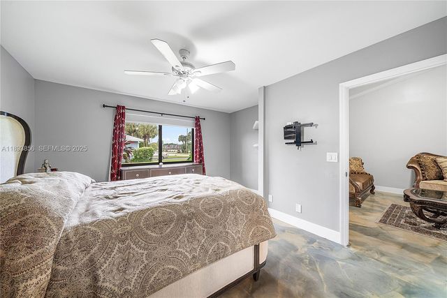 3875 Island Club W, Lantana, FL 33462