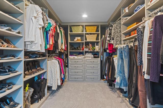 1632 Longvalley Drive, Northbrook, IL 60062