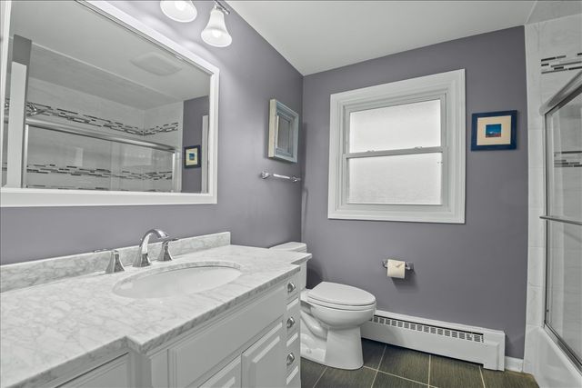 1632 Longvalley Drive, Northbrook, IL 60062