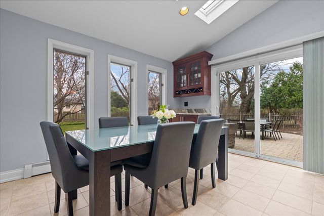 1632 Longvalley Drive, Northbrook, IL 60062