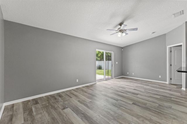 560 ROBIN HILL CIRCLE, Brandon, FL 33510