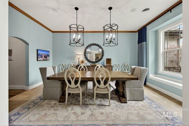 1013 E Rivers End Drive, Eagle, ID 83616