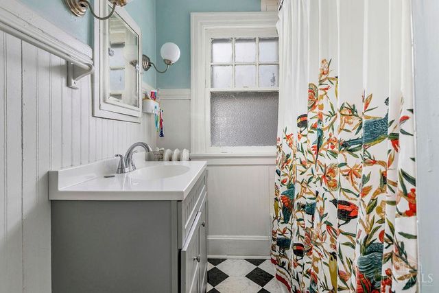 2208 Linden Avenue, Middletown, OH 45044