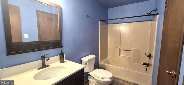 1003 BAYWOOD DR, Williamstown, NJ 08094